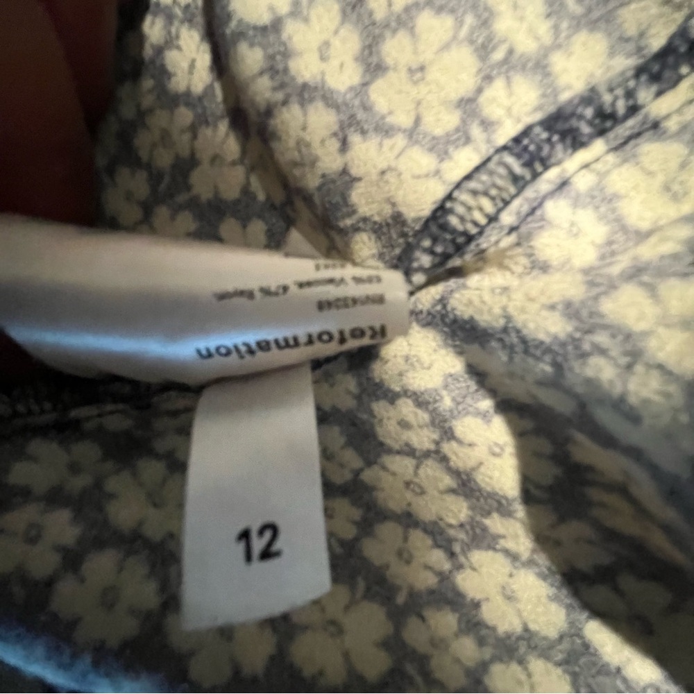 Reformation Coco Quito Navy and White Ditsy Floral Wide Leg Crepe Pants SZ 12 - Picture 6 of 7